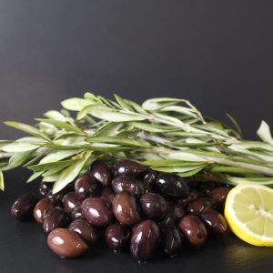 Oliven - Kalamata mit Stein